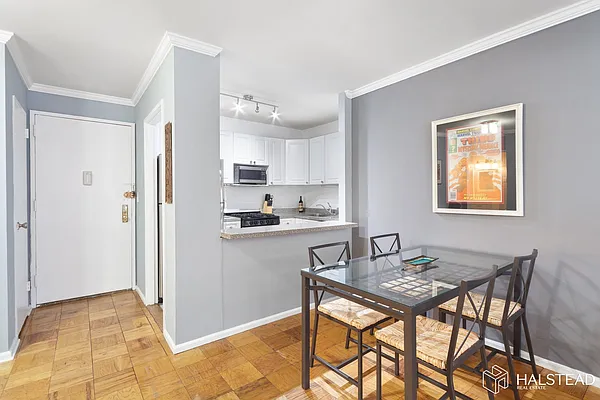 Sold by Halstead Real Estate | media 22