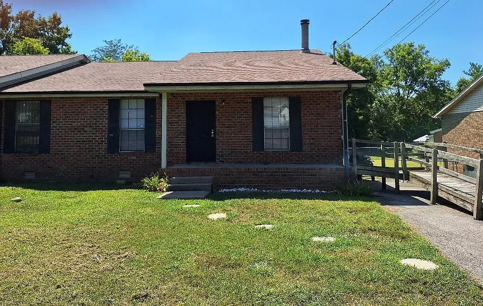 204 Fawnwood Ct