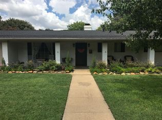 4204 Selkirk Dr W, Fort Worth, TX 76109