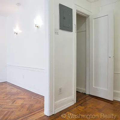 Rented by Washington Realty Corp. | media 9