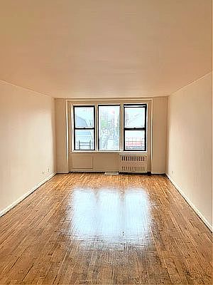 2nd image of 8325 Vietor Ave APT 5B