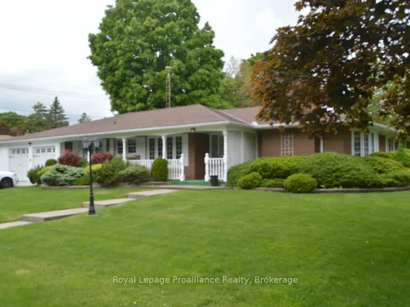 9 Parkview Hts, Quinte West, ON K8V 5L9