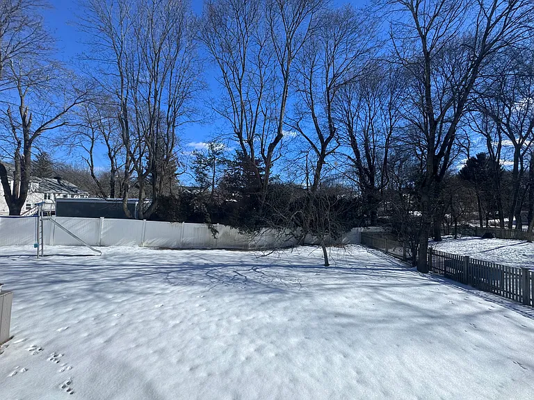 202 Winchester St #A — Photo 9
