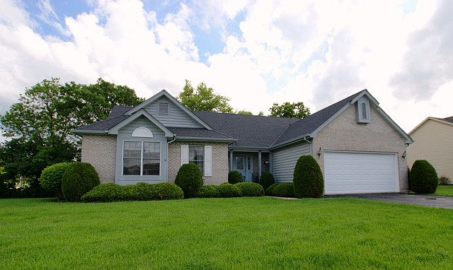1st image of 18667 W Stonebridge Ct