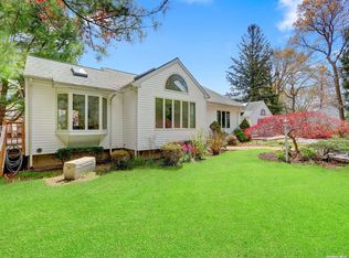 27 Florida Rd, Rocky Point, NY 11778