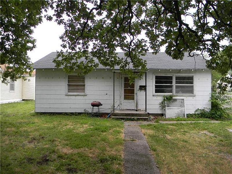1st image of 1720 Joplin St