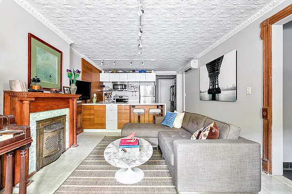 Rented by Brown Harris Stevens | media 21