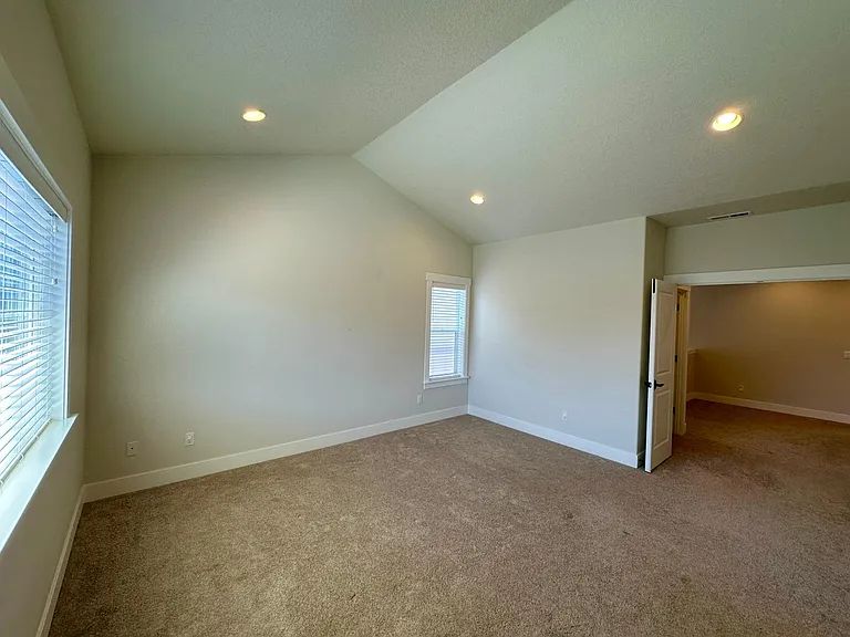 29054 NW Keenon St — Photo 26