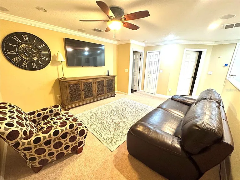 1483 Hillview Ln — Photo 22
