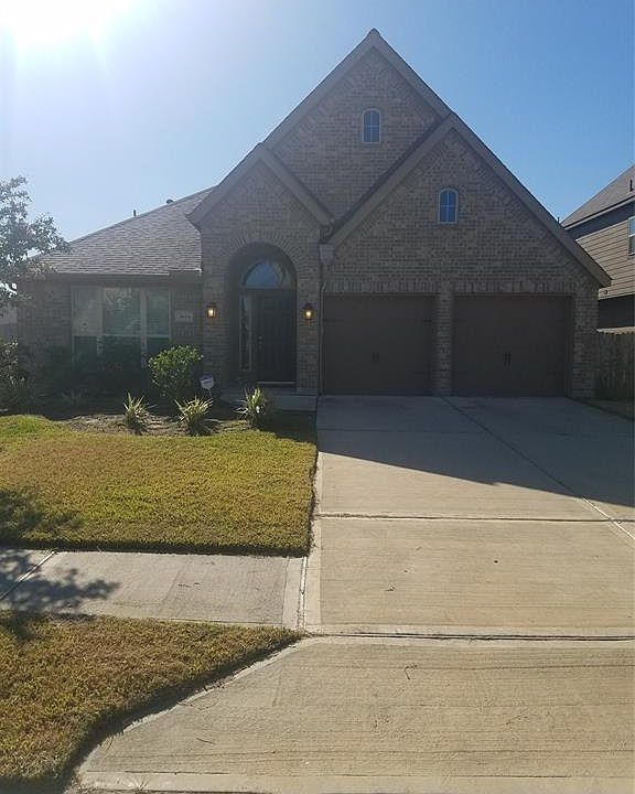 1st image of 3614 Hilltop View Ct