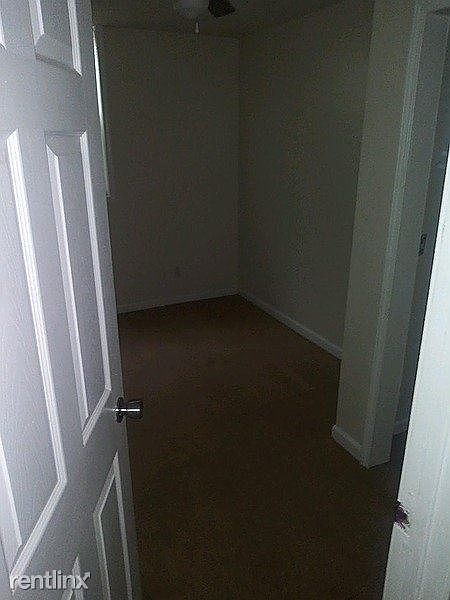 1st image of 1536 Woodlawn Ave