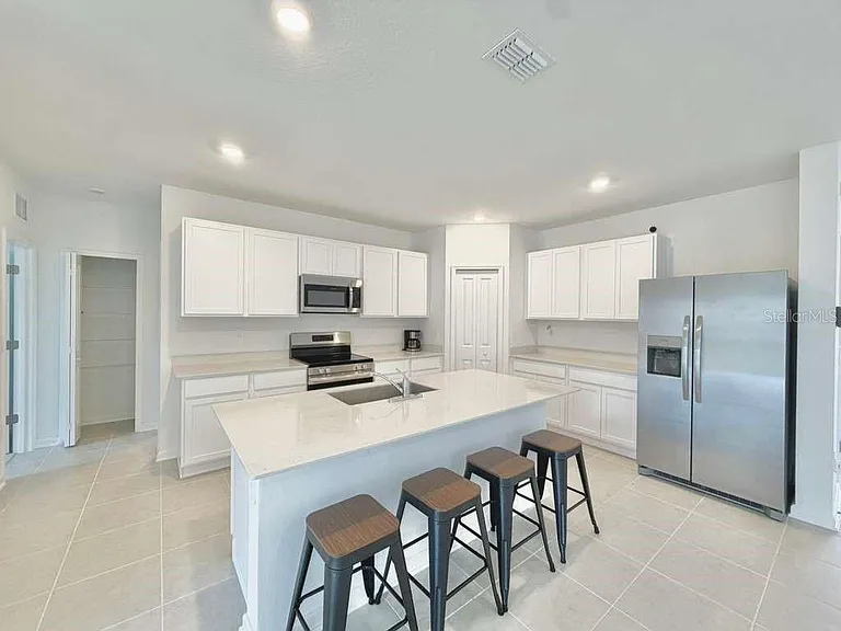 3638 Hardman Dr — Photo 6