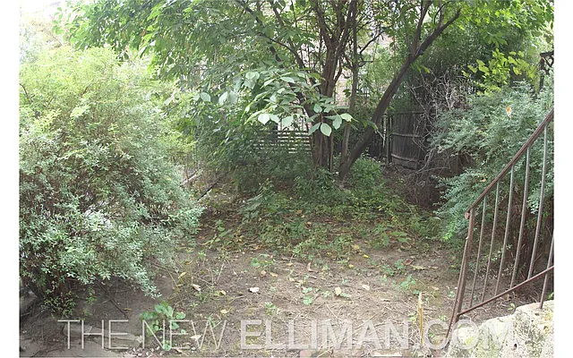 Sold by Douglas Elliman | media 8