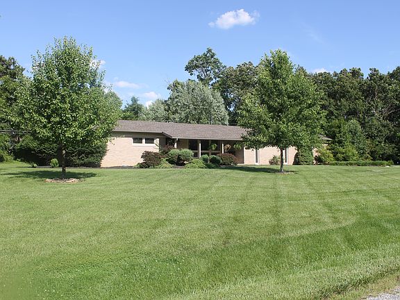 4th image of 600 Vickie Ln