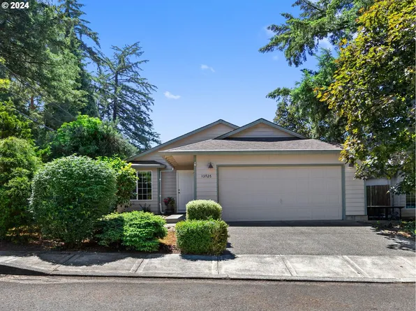 13926 SE Martins St, Portland, OR 97236