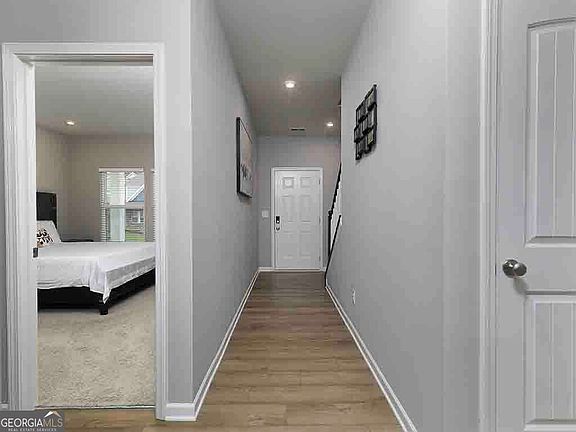 5th image of 208 Sage Woods Way