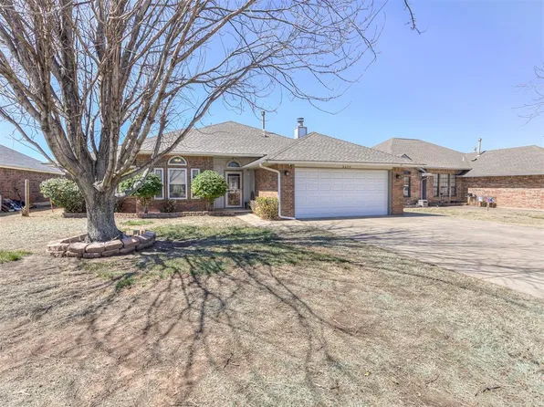 8409 Stonewood Dr, Oklahoma City, OK 73135