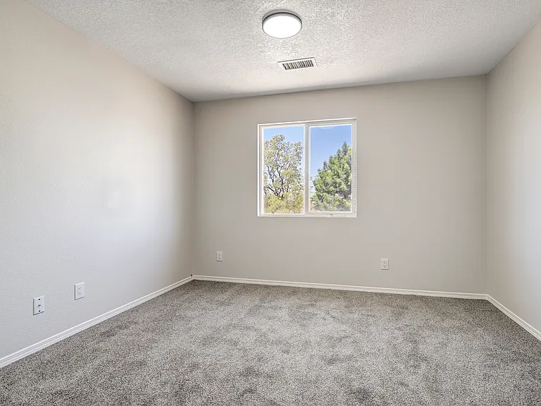 7817 Louisiana Blvd NE #103 — Photo 19