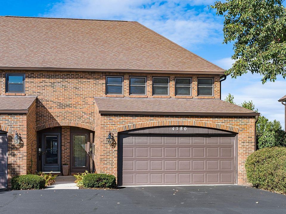 1st image of 4580 Carriage Hill Ln
