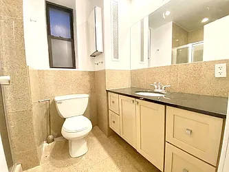 Rented by Manhattan Spaces