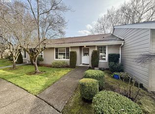 13775 SW Scholls Ferry Rd APT 11, Beaverton, OR 97008