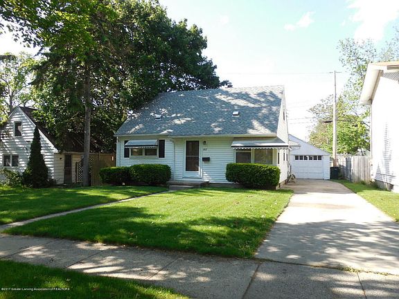 2nd image of 807 Lincoln Ave