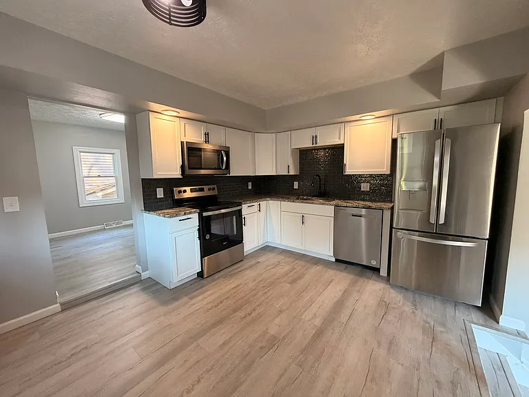 3501 Leawood Dr — Photo 5