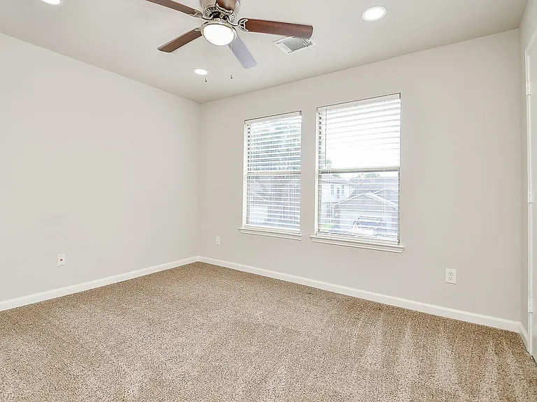 13410 Cricklewood Creek Ln — Photo 25