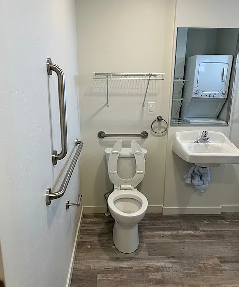 130 E Evergreen Dr #101 — Photo 12
