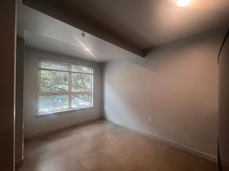 Minnie Flats | 101 Denny Way, Seattle, WA 98109 — Photo 28