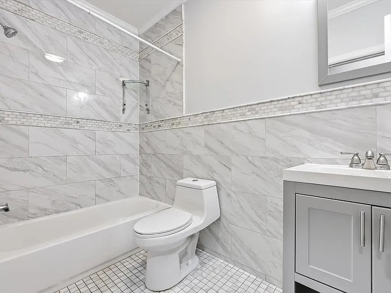 83 Pamrapo Ave — Photo 16