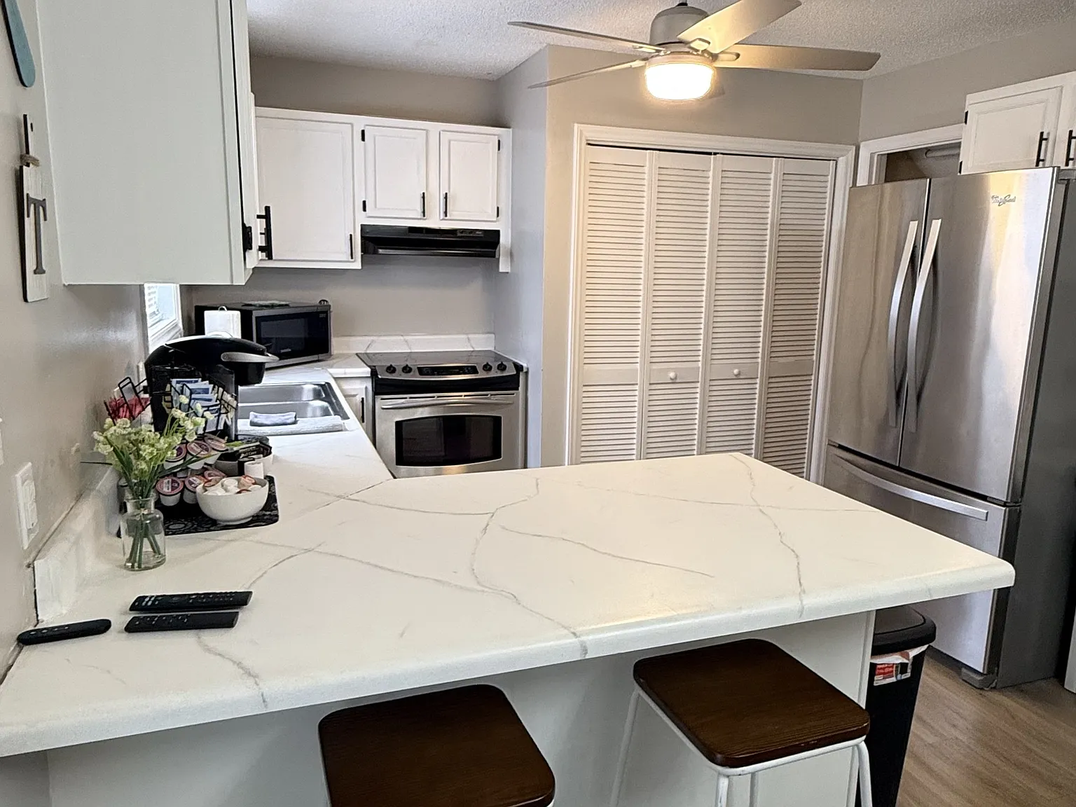 4 Country Manor Drive - 1 — Photo 3