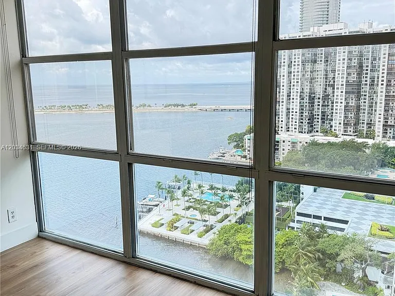 1925 Brickell Ave #2011 — Photo 21