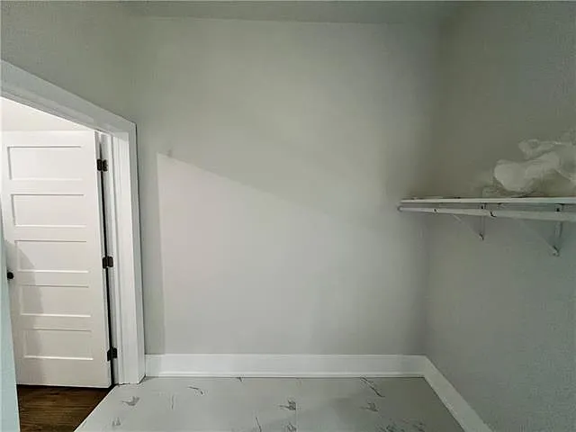 2229 Saint Roch Ave — Photo 12