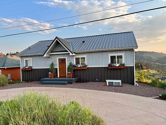 2nd image of 5216 Arrowhead Ln
