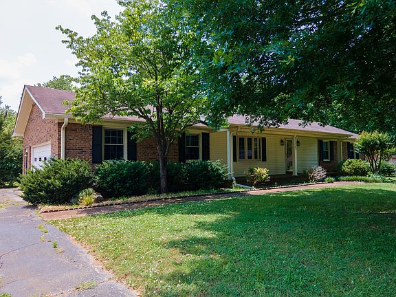 4th image of 1723 Haynes Dr