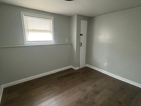 3rd image of 600 Middletown Ave