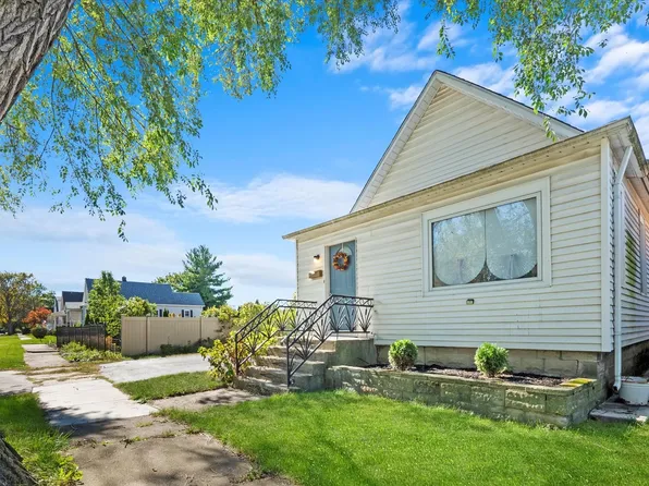 3442 Wallace Ave, Steger, IL 60475