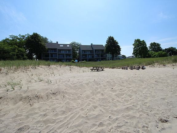 2nd image of 355 N Shore Dr