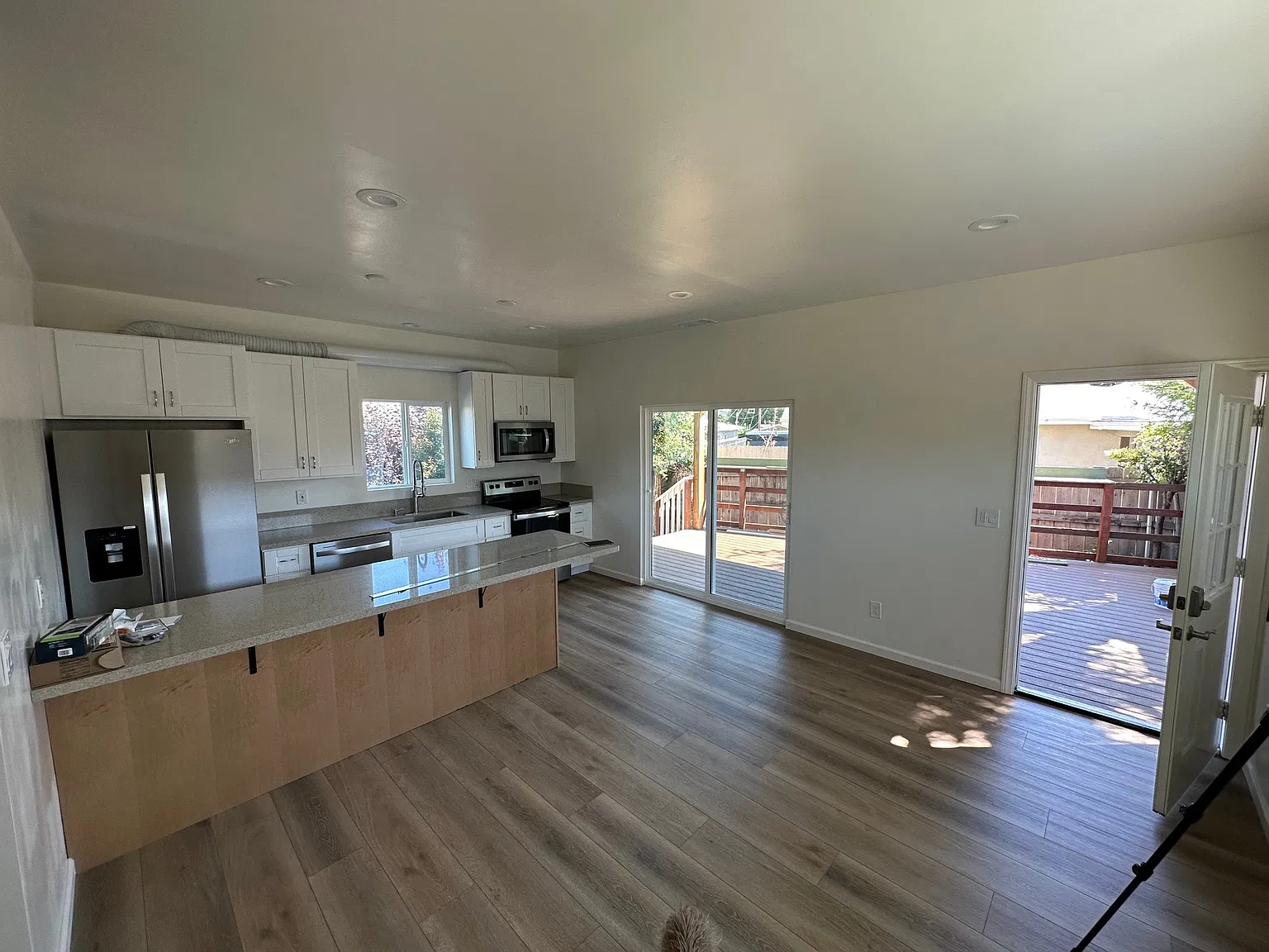 4 bed, 1200 sqft, $5,750 — Photo 3