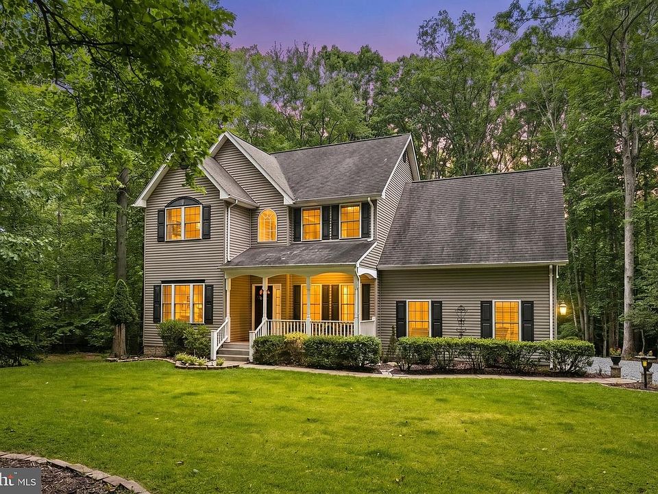 1st image of 19202 Woodside Ln