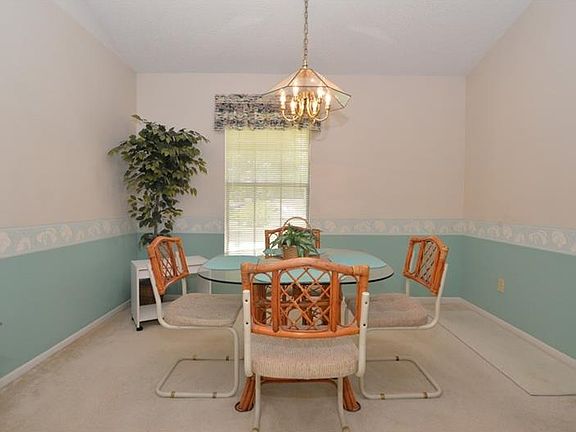 3rd image of 300 Meadow Blvd