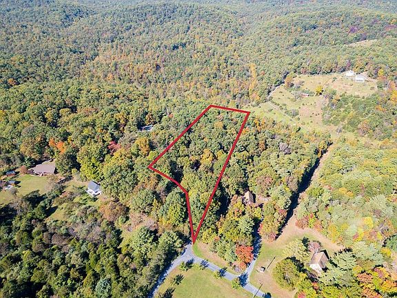 2nd image of White Tail Ln