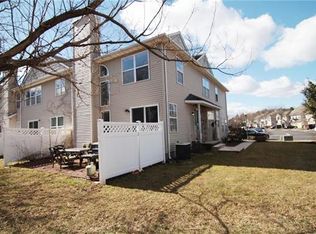 401 Cobblestone Ct, Monmouth Junction, NJ