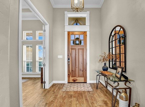 4th image of 2011 Perkins Ln