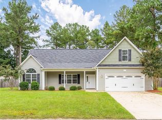 111 Tripe Crown Dr, Raeford, NC 28376