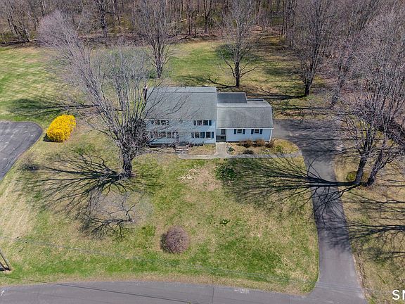 2nd image of 46 High Ridge Road