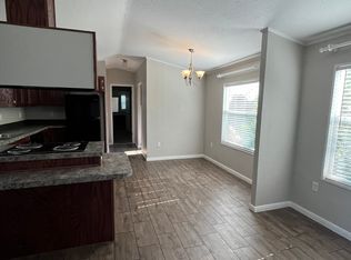 5715 N Holly St, Kansas City, MO 64118