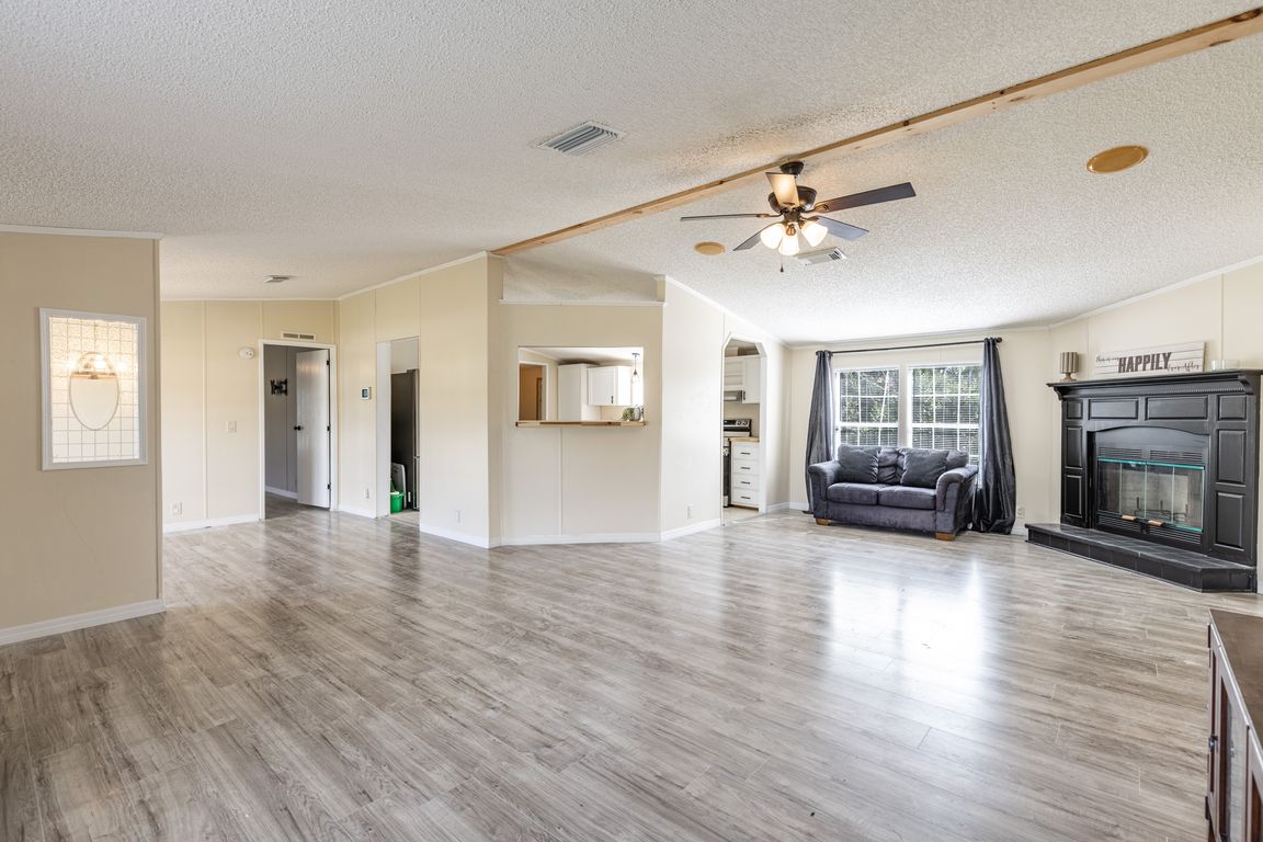 next background image