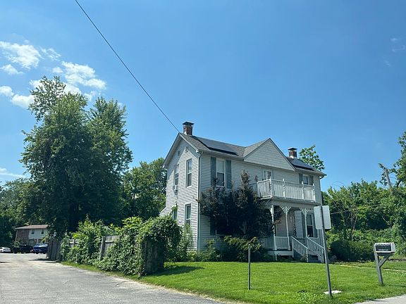 3rd image of 105 West Ave